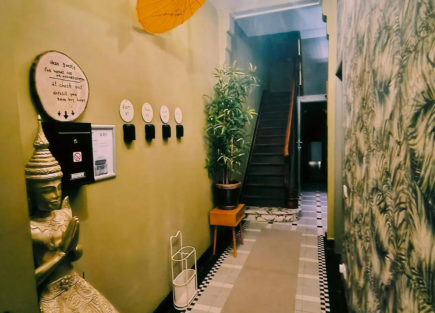 2Bangkok Residence 根特 0*,  比利时